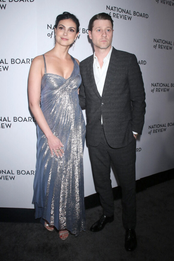 Morena Baccarin et Ben McKenzie - Photocall du gala "2022 National Board Review Awards" à New York, le 15 mars 2022.