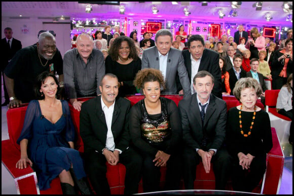 Seymour Brussel sur le plateau de Vivement Dimanche avec Michel Drucker © Guillaume Gaffiot/Bestimage