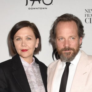 Maggie Gyllenhaal et Peter Sarsgaard assistent aux "New York Film Critics Circle Awards" au restaurant TAO Downtown. New York, le 16 mars 2022.