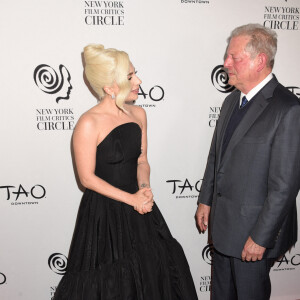 Lady Gaga et l'ancien vice-président des États-Unis Al Gore assistent aux "New York Film Critics Circle Awards" au restaurant TAO Downtown. New York, le 16 mars 2022.