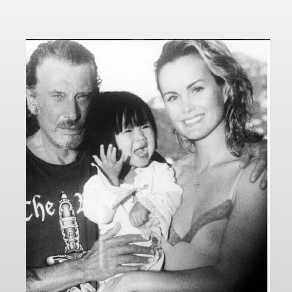 Jade Hallyday a partagé des photos personnelles sur Instagram pour les 47 ans de sa maman, Laeticia.