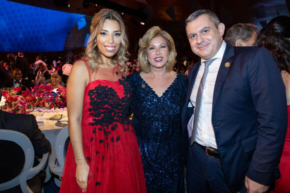 Exclusif - Houda Hammoucha, la Première Dame Dominique Ouattara et Bertrand Vidal - Dîner gala de l'association "Children of Africa" à Abidjan, le 11 mars 2022. © Olivier Borde / Bestimage