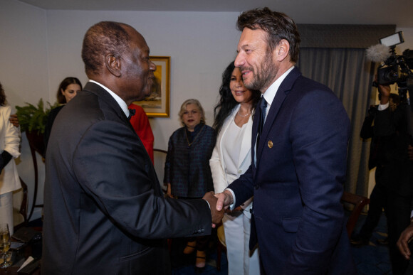 Exclusif - Alassane Ouattara et Samuel le Bihan - Dîner gala de l'association "Children of Africa" à Abidjan, le 11 mars 2022. © Olivier Borde / Bestimage