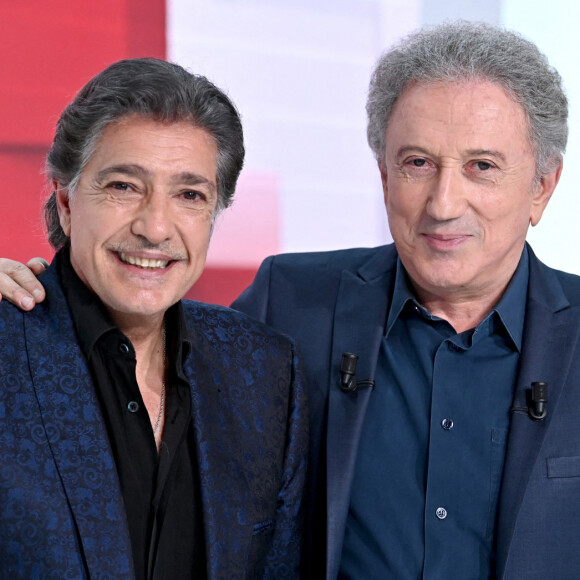 Exclusif - Frédéric Francois et Michel Drucker - Enregistrement de l'émission Vivement dimanche au studio Gabriel, presentée par Michel Drucker et diffusée le 20 mars 2022 sur France 2. © Guillaume Gaffiot / Bestimage