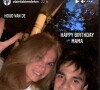 Alain-Fabien a partagé ce selfie de lui avec sa mère Rosalie sur Instagram pour l'anniversaire de celle-ci.