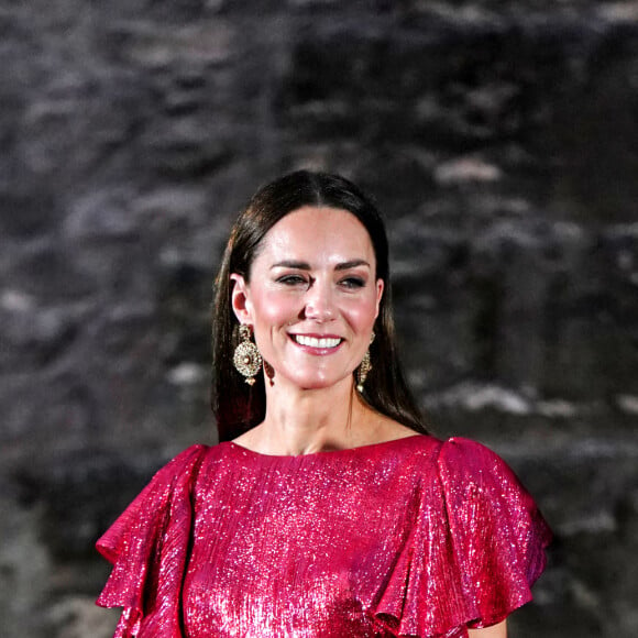 Le prince William et sa femme Kate Middleton lors d'une réception spéciale dans les ruines mayas de Cahal Pech à San Ignacio, au Belize, organisée par Froyla Tzalam, le 21 mars 2022. 