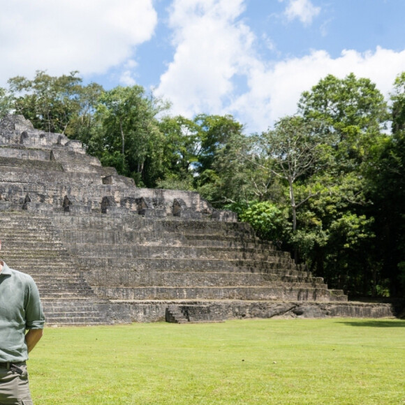 Le prince William et sa femme Kate Middleton visitent Caracol, un ancien site archéologique maya au plus profond de la jungle dans la forêt de Chiquibul au Belize, le 21 mars 2022. 