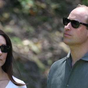 Le prince William et sa femme Kate Middleton visitent Caracol, un ancien site archéologique maya au plus profond de la jungle dans la forêt de Chiquibul au Belize, le 21 mars 2022. 