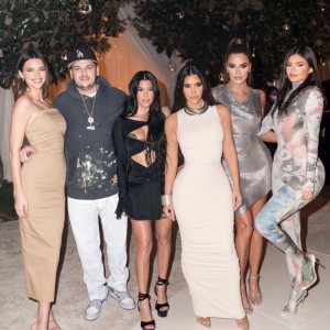 Kendall Jenner, Rob, Kourtney, Kim, Khloé Kardashian et Kylie Jenner.