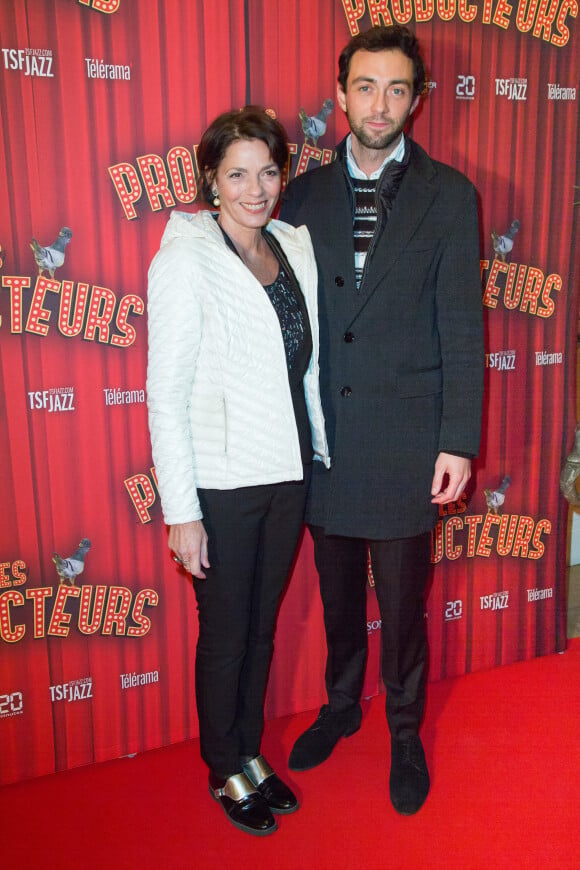 Elizabeth Bourgine et son fils Jules - Soirée de gala à l'occasion de la première de la pièce "Les producteurs" au Théâtre de Paris à Paris.© Christophe Clovis / Bestimage