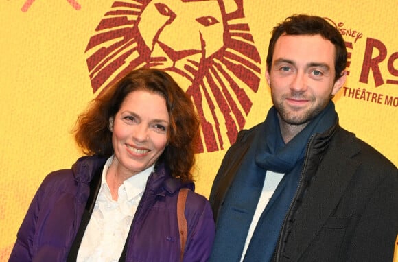 Elizabeth Bourgine et son fils Jules Miesch - People lors de la générale de la comédie musicale "Le Roi Lion" au théâtre Mogador à Paris le 11 novembre 2021. © Coadic Guirec/Bestimage