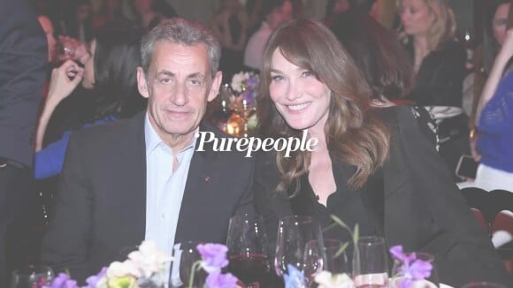 Carla Bruni tactile avec Nicolas Sarkozy : tendre caresse et preuve d'amour en plein show