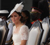 Le prince William, duc de Cambridge, et Catherine (Kate) Middleton, duchesse de Cambridge, assistent à la parade des officiers de l'Académie militaire des Caraïbes, à Kingston, le 24 mars 2022.