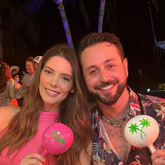 Ashley Greene enceinte : elle dévoile sa première échographie sur Instagram