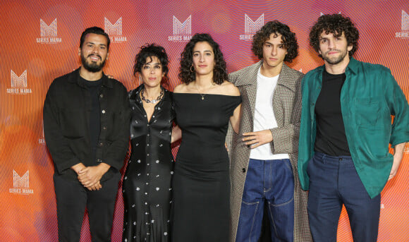 Naidra Ayad, Mouna Soualem, Sayyid El Alam, Tewfik Jallab, Malek Lamraoui - Cérémonie de clôture du festival Séries Mania à Lille le 25 mars 2022. © Stéphane Vansteenkiste/Bestimage 