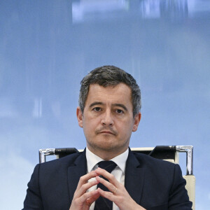 Gérald Darmanin, ministre de l'Intérieur lors de la cellule de crise sur l'accueil des réfugiés ukrainiens en France au ministère de l'intérieur hôtel de Beauvau, à Paris, France, le 22 mars 2022.