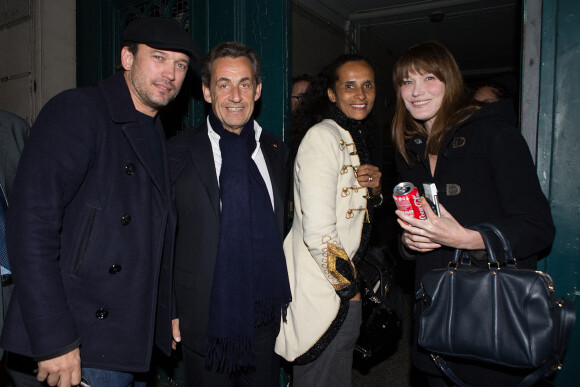 Exclusif - Nicolas Sarkozy et sa femme Carla Bruni arrivent avec leur couple d'amis Vincent Perez et sa femme Karine Silla au Theatre Antoine a Paris, le 9 janvier 2014