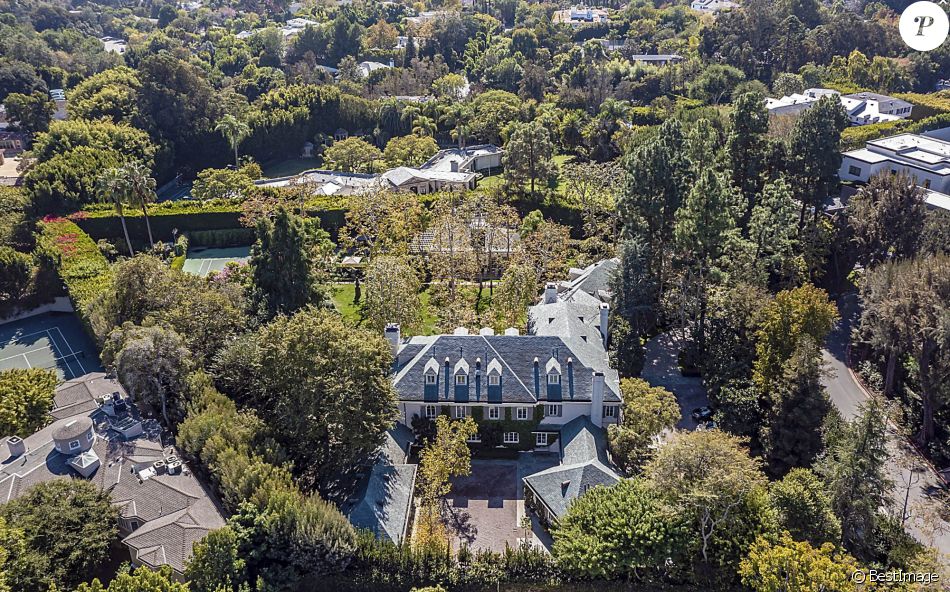 Robbie Williams s&#039;est acheté une nouvelle villa à Los Angeles pour 49.5 millions de dollars.   