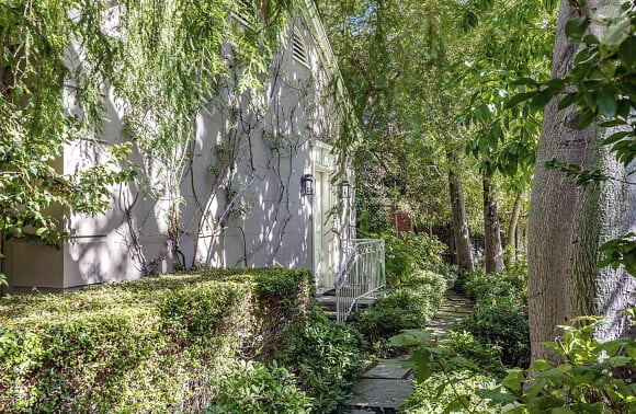 Robbie Williams s'est acheté une villa à Los Angeles pour 49.5 millions de dollars. 