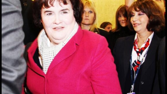 Regardez la décalée Susan Boyle, chez Oprah Winfrey, exhiber... son fameux déhanché !