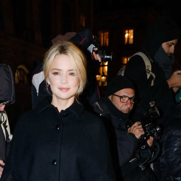 Virginie Efira à l'extérieur du défilé de mode Haute-Couture printemps-été 2019 "Giorgio Armani Prive Haute Couture" à Paris. Le 22 janvier 2019 © CVS-Veeren / Bestimage 