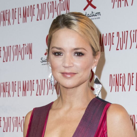 Virginie Efira - Photocall de la 15ème édition du "Dîner de la mode du Sidaction" au Grand Palais à Paris, le 26 janvier 2017. © Olivier Borde/Bestimage 