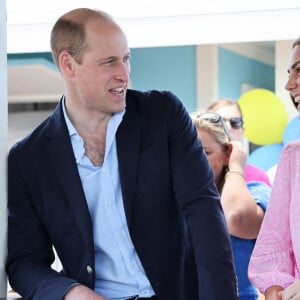 Le prince William et Kate Middleton visitent "Fish Fry" à Abaco, le 26 mars 2022.