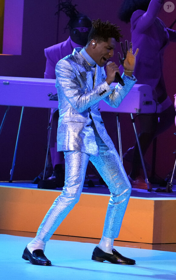 Jon Batiste interprète "Freedom" lors des Grammy Awards à Las Vegas le 3 avril 2022. Photo by Robert Hanashiro-USA Today/SPUS/ABACAPRESS.COM
