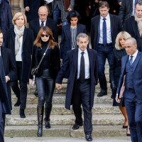 Nicolas Sarkozy hué et dans une "colère froide" : Carla Bruni réagit !