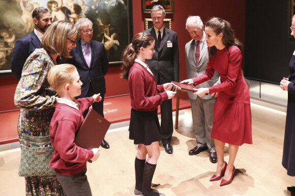 Le prince Charles et la reine Letizia d'Espagne - Inauguration de la galerie "The Spanish Art Gallery" à Bishop Auckland, Royaume Uni, le 5 avril 2022.