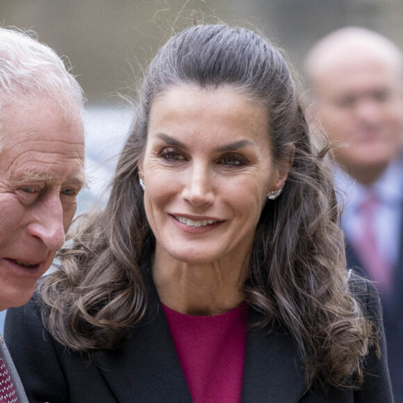 Le prince Charles et la reine Letizia d'Espagne - Inauguration de la galerie "The Spanish Art Gallery" à Bishop Auckland, Royaume Uni, le 5 avril 2022.