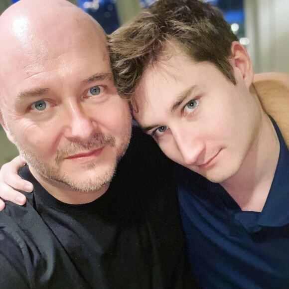Cauet avec son fils Valmont