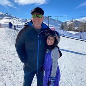 Bruce Willis et sa fille Maybel au ski, l'hiver dernier @ Instagram / Emma Willis