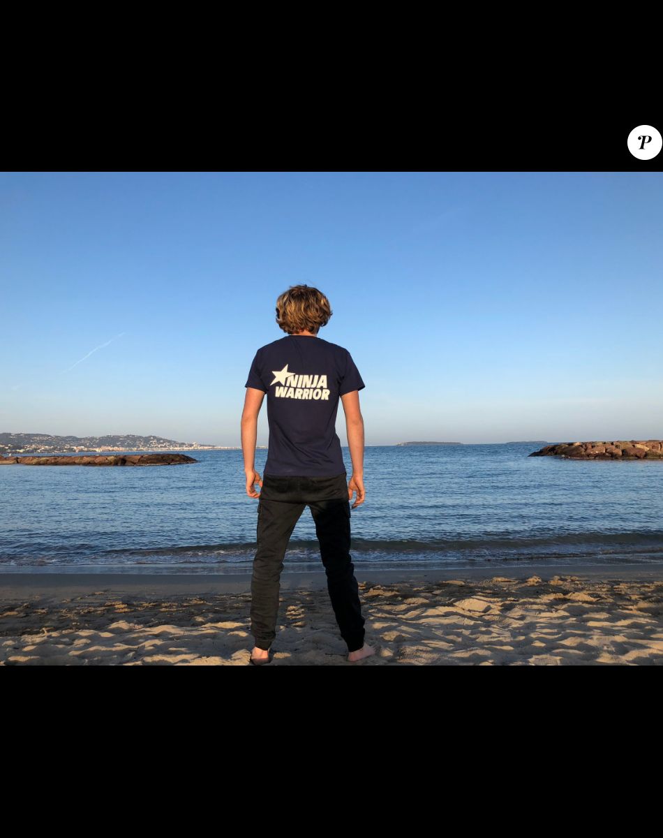 Arthur, le fils d'Anne Hidalgo sur Twitter. Il participe à la nouvelle saison de "Ninja Warrior"