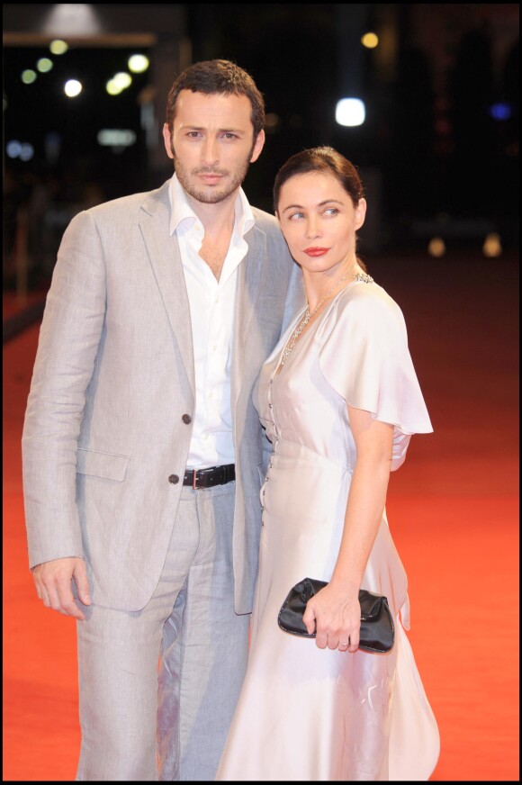 Michael Cohen et sa femme Emmanuelle Béart - Première du film "Vinyan" au Festival de Venise.