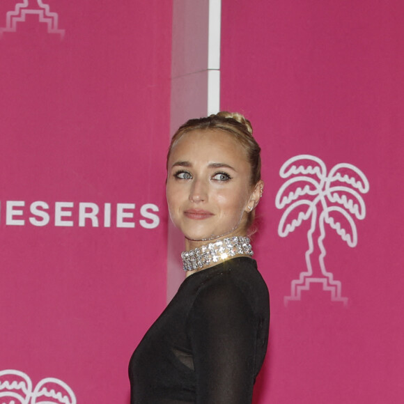Chloé Jouannet - 5ème saison du festival International des Séries "Canneseries" à Cannes, France, le 3 avril 2022. © Denis Guignebourg/Bestimage 
