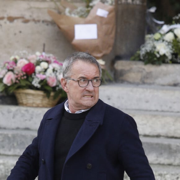 Christophe Dechavanne - Sorties des obsèques de Jean-Pierre Pernaut en la Basilique Sainte-Clotilde à Paris, France, le 9 mars 2022. © Denis Guignebourg/BestImage