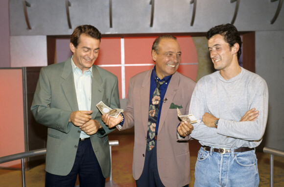 En France, à Paris, sur le plateau, Jacques SEGUELA, Jean-Pierre PERNAUT et Christophe DECHAVANNE en juillet 1991.