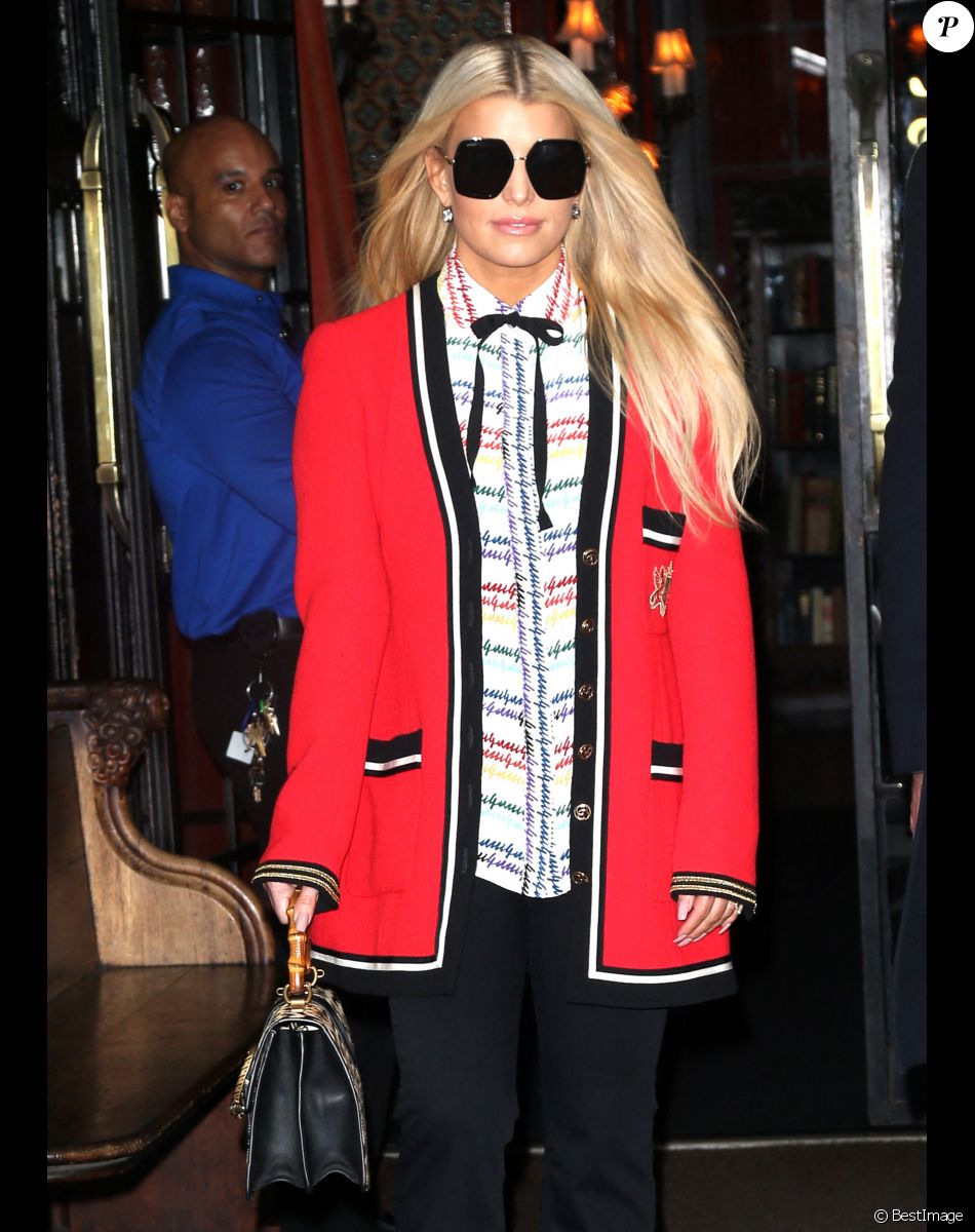 Jessica Simpson se promène à New York, le 6 février 2020