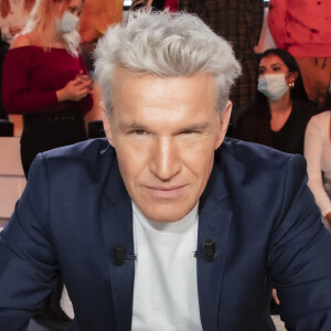 Exclusif - Benjamin Castaldi - Sur le plateau de l'émission TPMP (Touche Pas à Mon Poste) présentée en direct par C.Hanouna le 08/02/22 en direct sur C8 - Paris le 08/02/22 © Jack Tribeca / Bestimage 