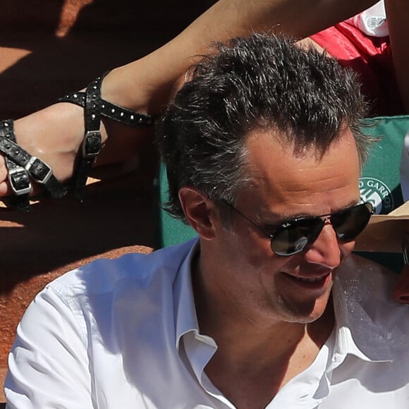Arthur Sadoun et sa femme Anne Sophie Lapix dans les tribunes lors des internationaux de France de Roland Garros à Paris. Le 10 juin 2017