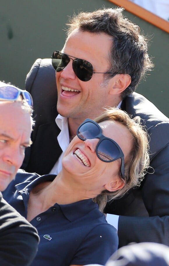 Anne-Sophie Lapix et son mari Arthur Sadoun à Roland Garros en 2012