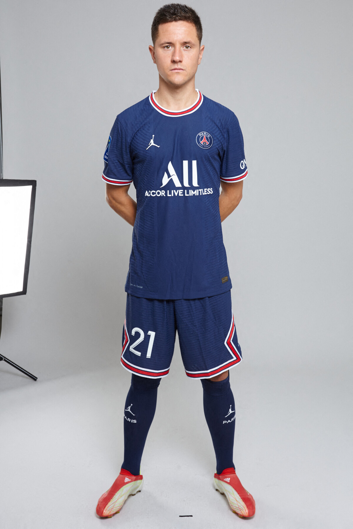 Official: Ander Herrera joins PSG on a free | in English