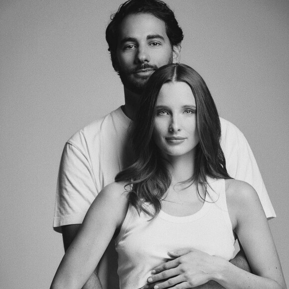 Ilona Smet et Kamran Ahmed, vont bientôt se marier et avoir leur premier enfant. @ Instagram / Ilona Smet