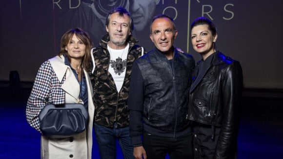 Nikos Aliagas et sa femme Tina Grigoriou : Amandine Petit, Camille Combal... parterre de stars pour son vernissage photo