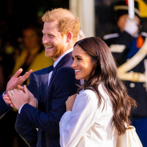 Le prince Harry et Meghan Markle assistent à une réception organisée par la ville de La Haye et le ministère néerlandais de la Défense, au Nations Home, la veille de l'ouverture des Invictus Games 2020 à Zuiderpark, La Haye, le 15 avril 2022. 