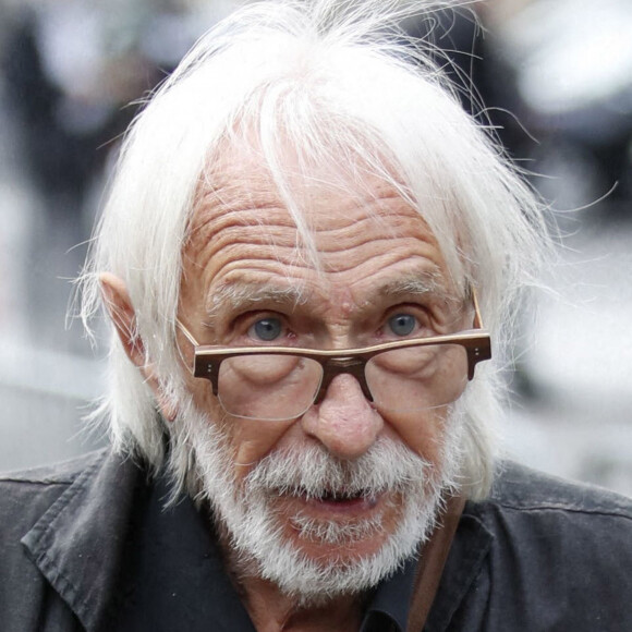 Pierre Richard - Obsèques de Jean-Paul Belmondo en en l'église Saint-Germain-des-Prés, à Paris le 10 septembre 2021. © Cyril Moreau / Bestimage 