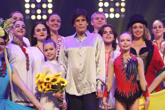 La princesse Stéphanie de Monaco assiste, avec ses filles et ses neveux, à la représentation des élèves de l'école du cirque de Kiev au Festival du cirque de Monte-Carlo, le 16 avril 2022. 