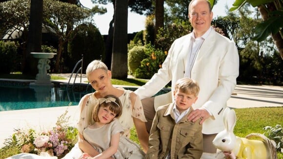 Charlene de Monaco réapparaît enfin ! Photos de famille avec Albert et les jumeaux pour Pâques
