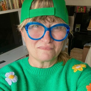 Christine Bravo en mode selfie sur Instagram. Avril 2022.
